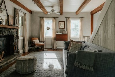 Dit is waarom linnen en bouclé je woonkamer overnemen